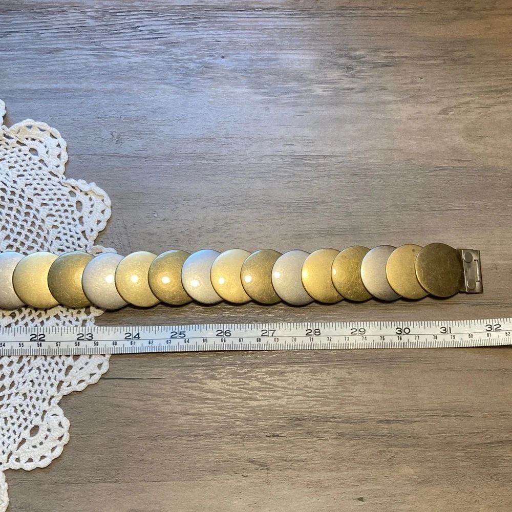 Vintage Circle Disk Medallion Stretch Belt Metallic